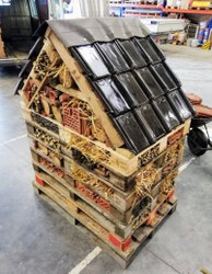  Hôtel à insectes, prêt à quitter l’entrepôt! 
